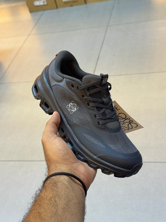 On Cloud X Loewe Black