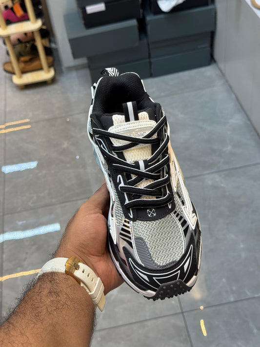 OFF WHITE Be Right Back