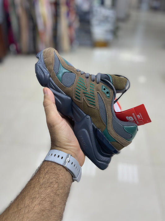 NEW BALANCE 9060