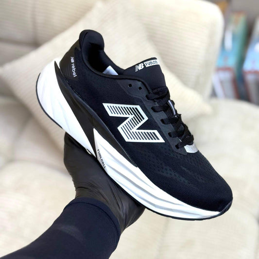 NEW BALANCE FuelCell Rebel v5