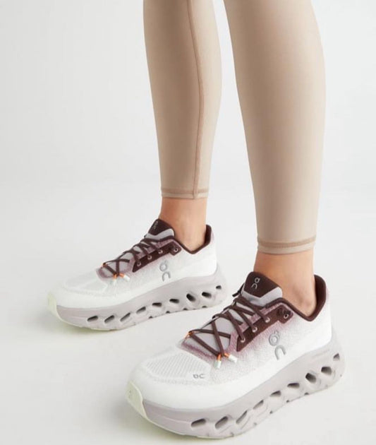 ON Cloud tilt ‘Quartz/pearl’