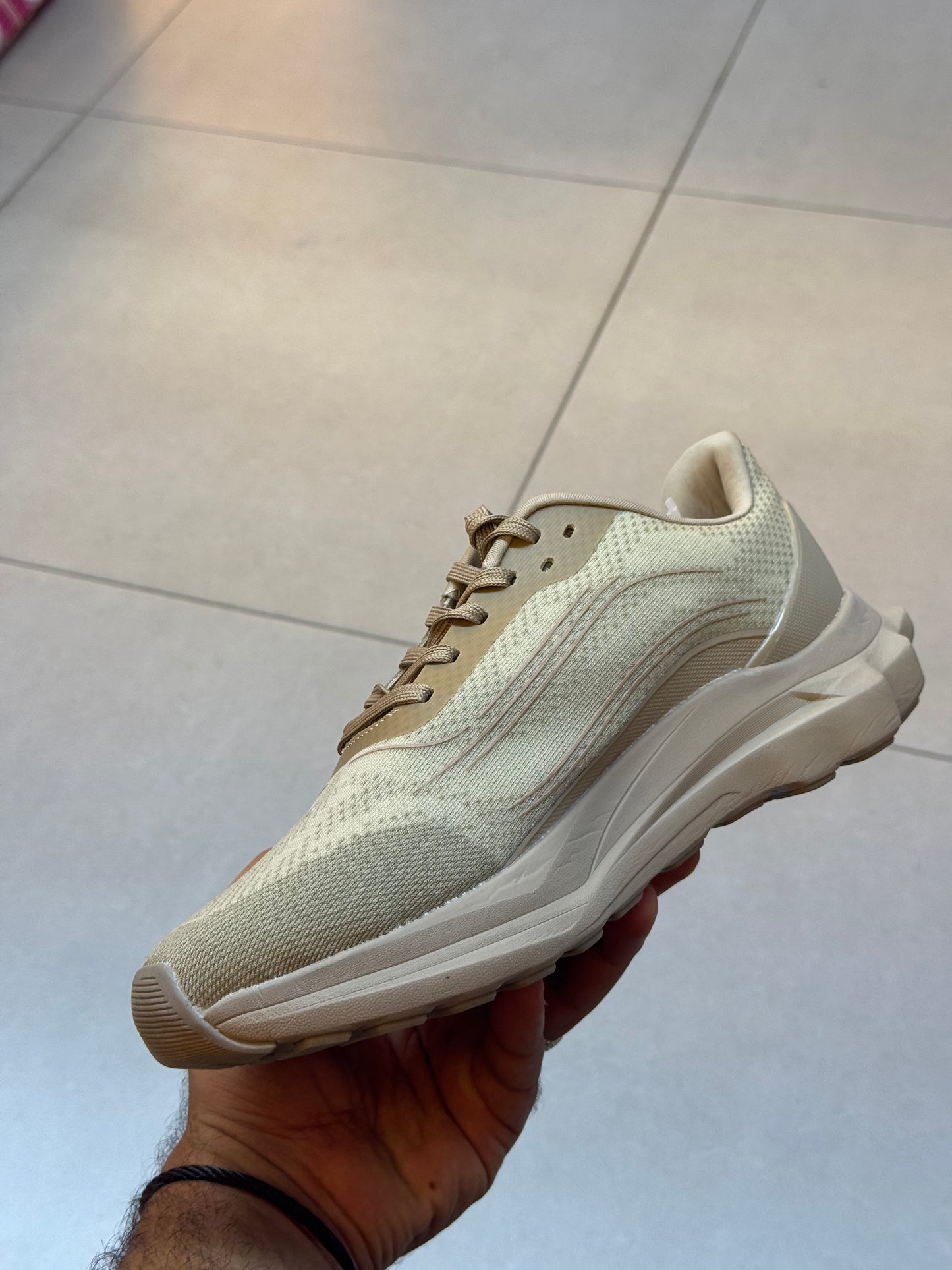 ALO Sneakers Olive