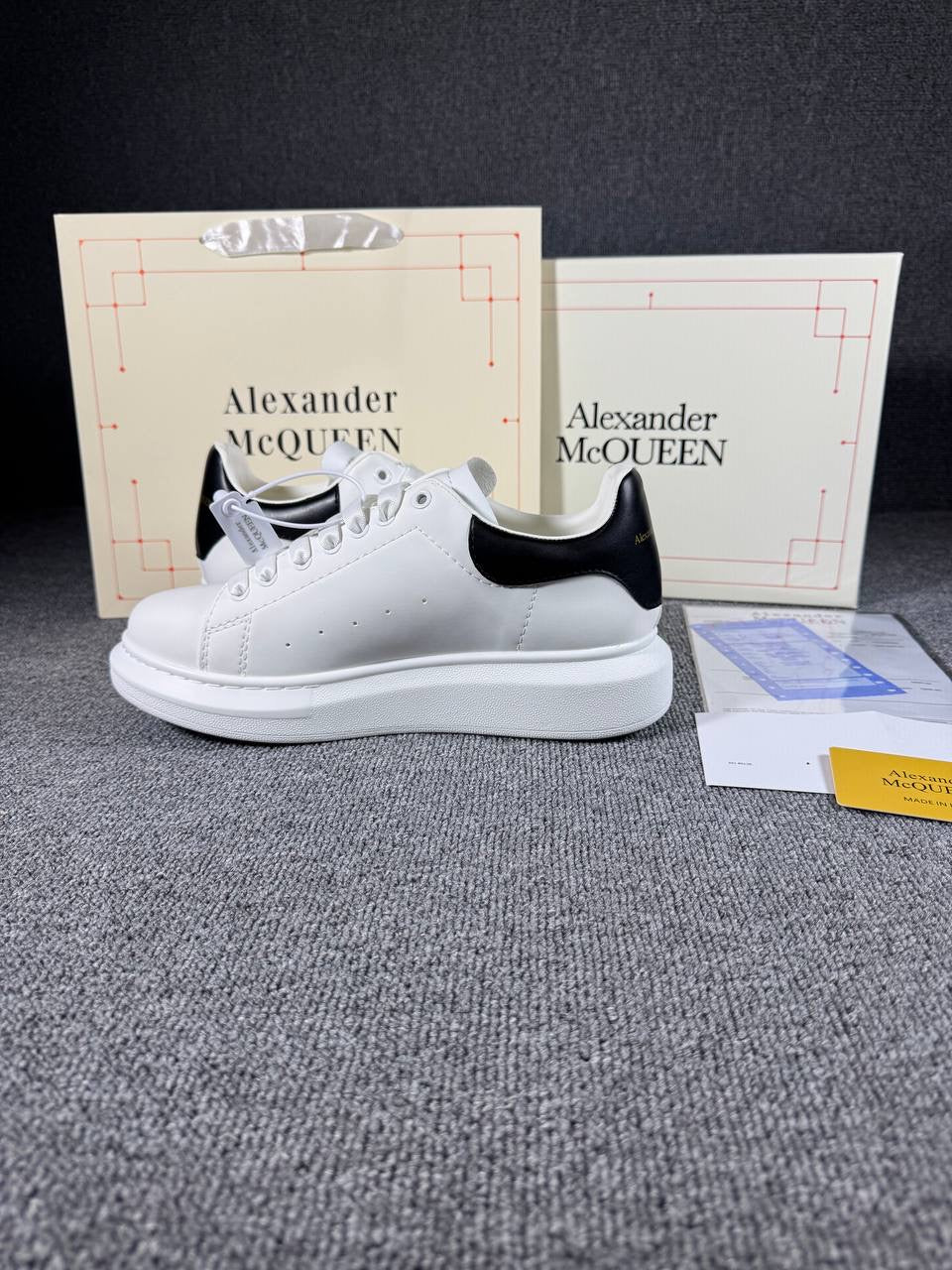 ALEXANDER MCQUEEN