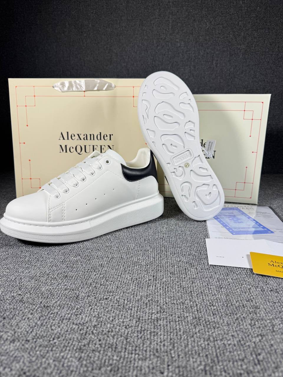ALEXANDER MCQUEEN