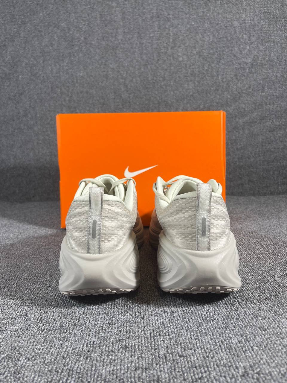 Nike Vomero Plus