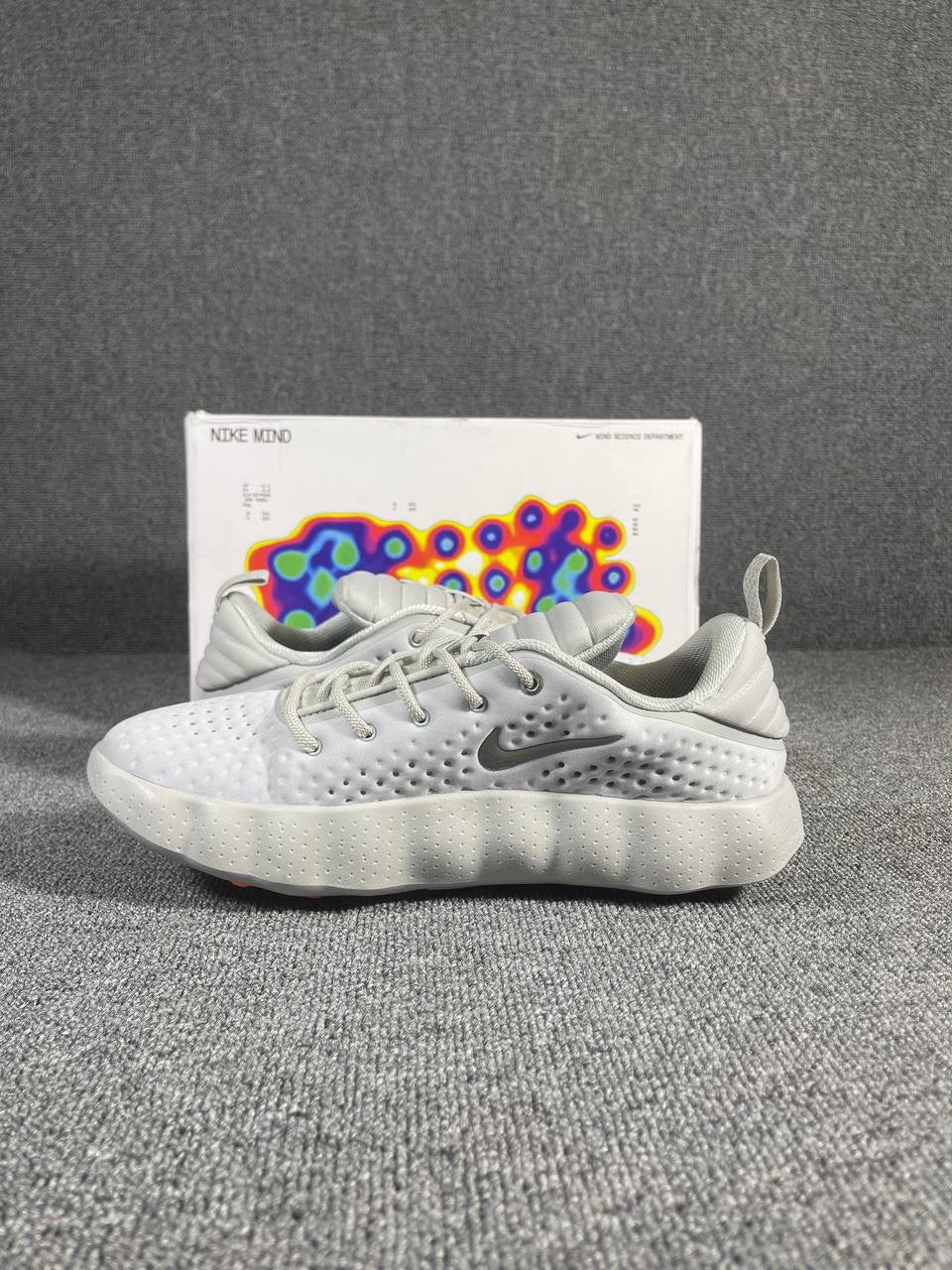 Nike Mind 002 Sneakers