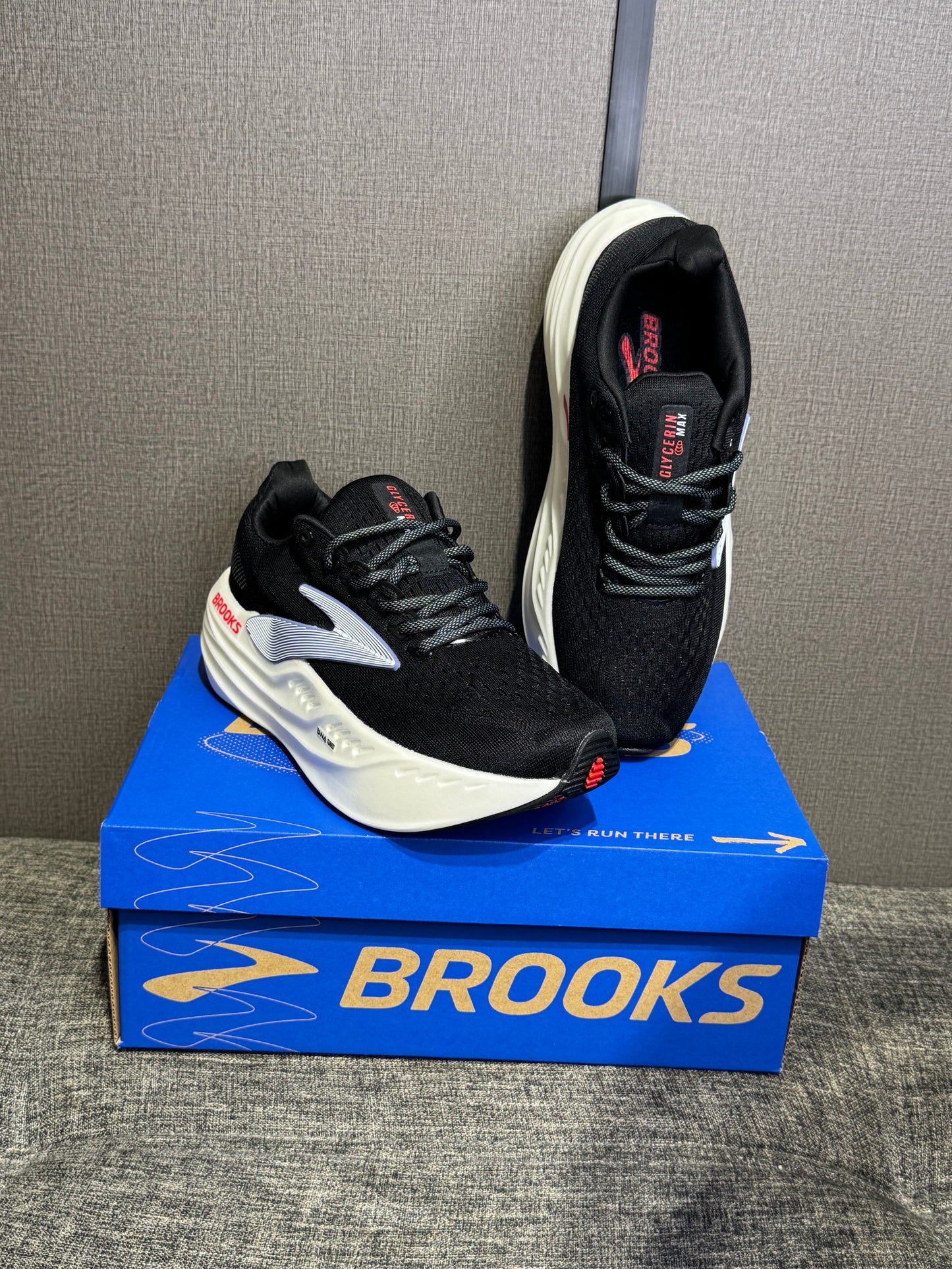 BROOKS Glycerin Max sneakers ‘Black sky blue’