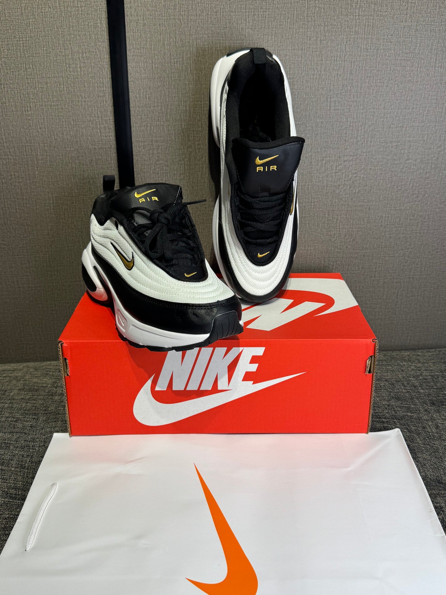 Nike Air Max Portal “White Black”