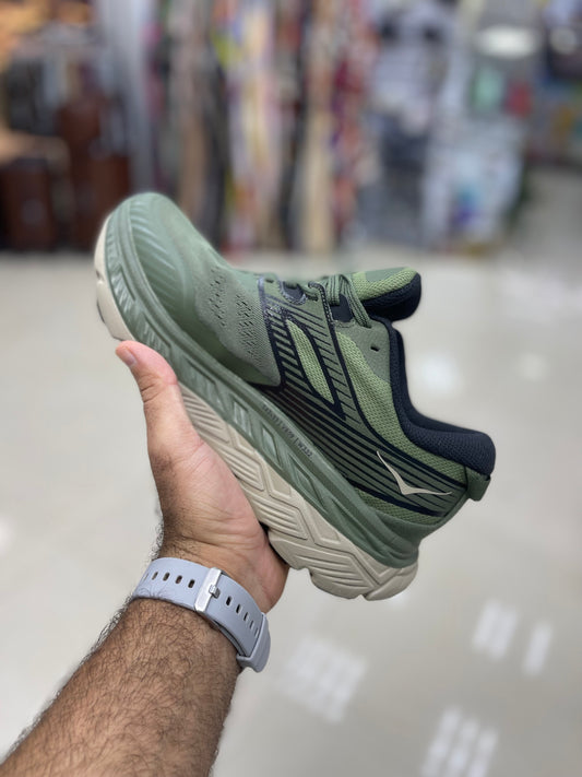 Hoka Stinson Art 6