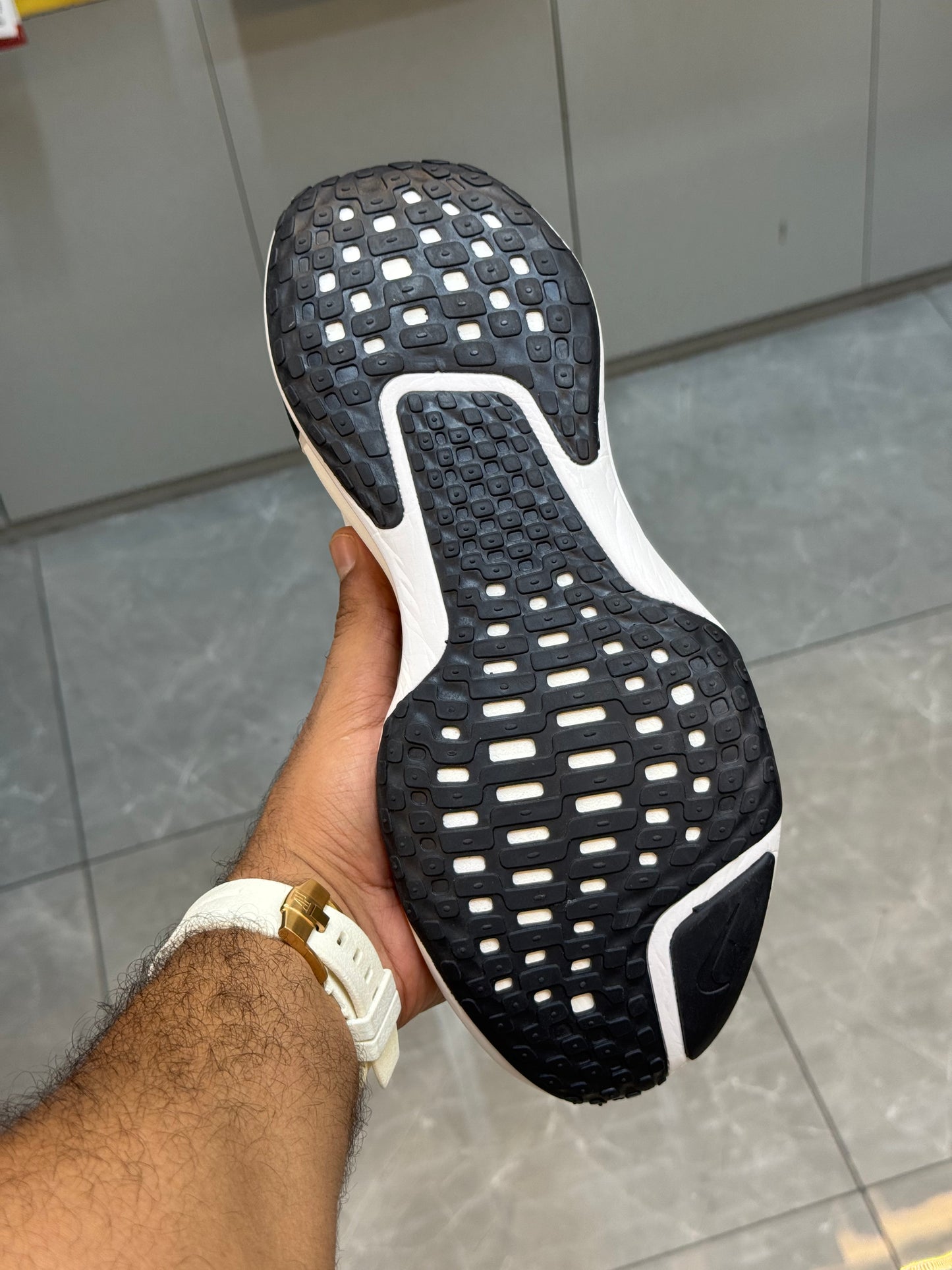 Nike ZoomX Invincible Run 3 "Dark Gray