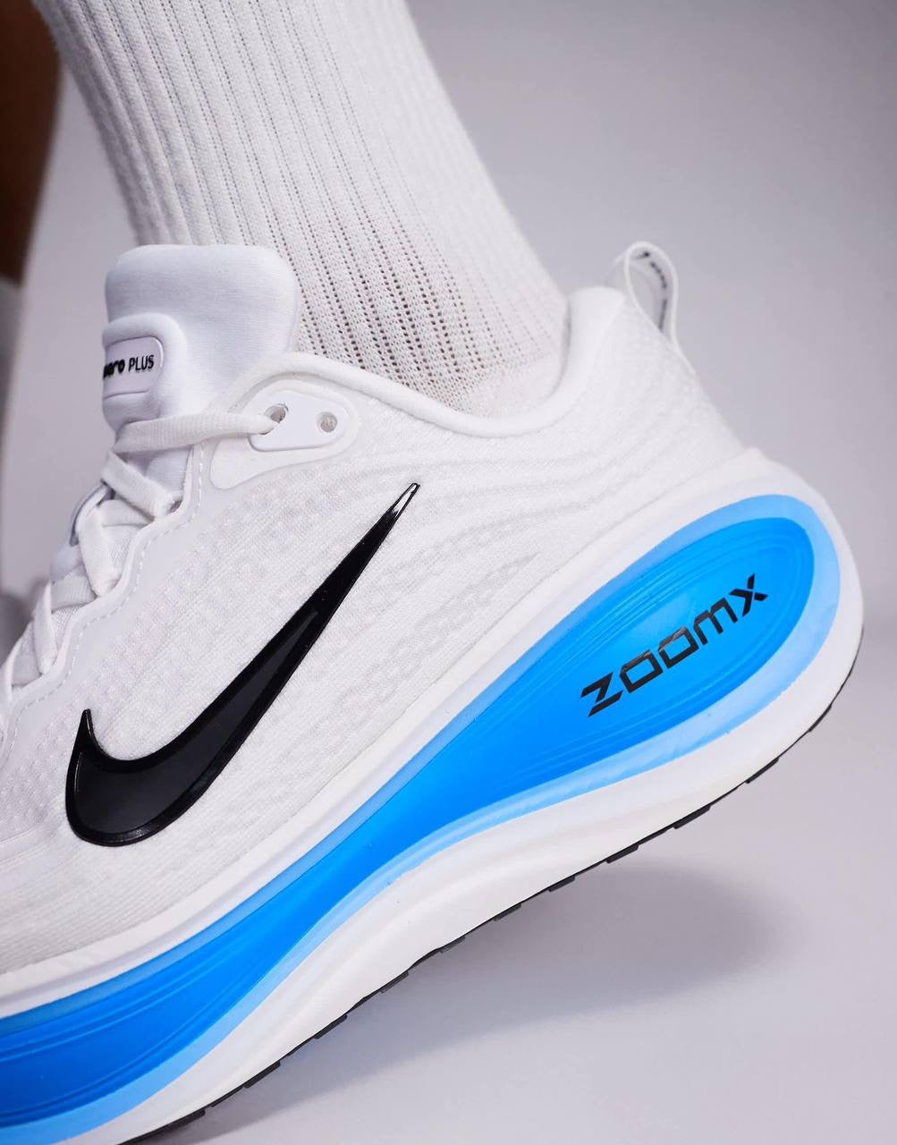 Nike Vomero Plus