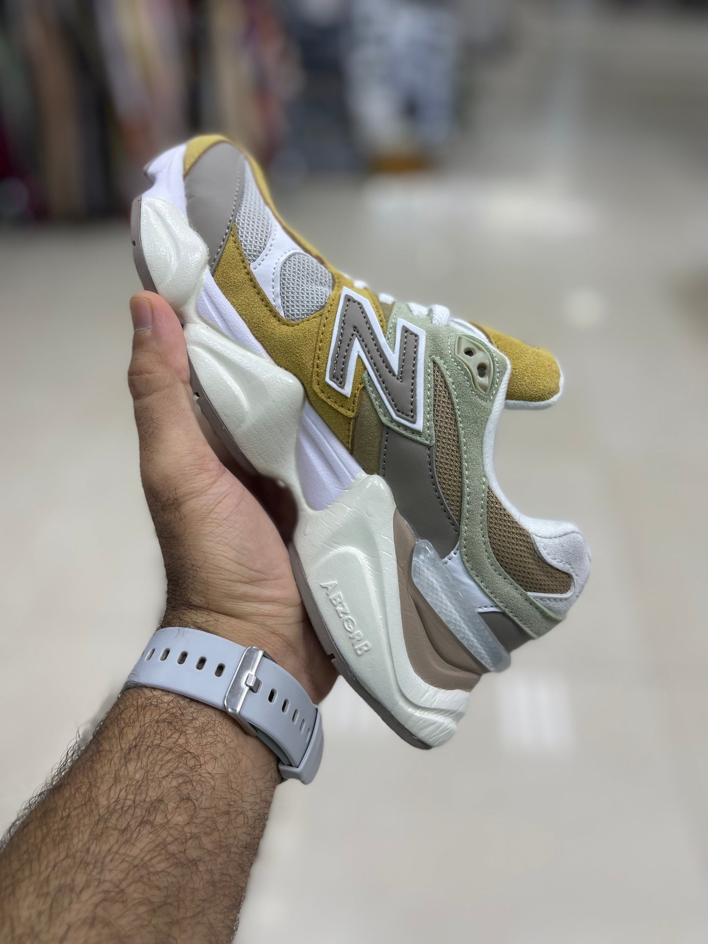 NEW BALANCE 9060