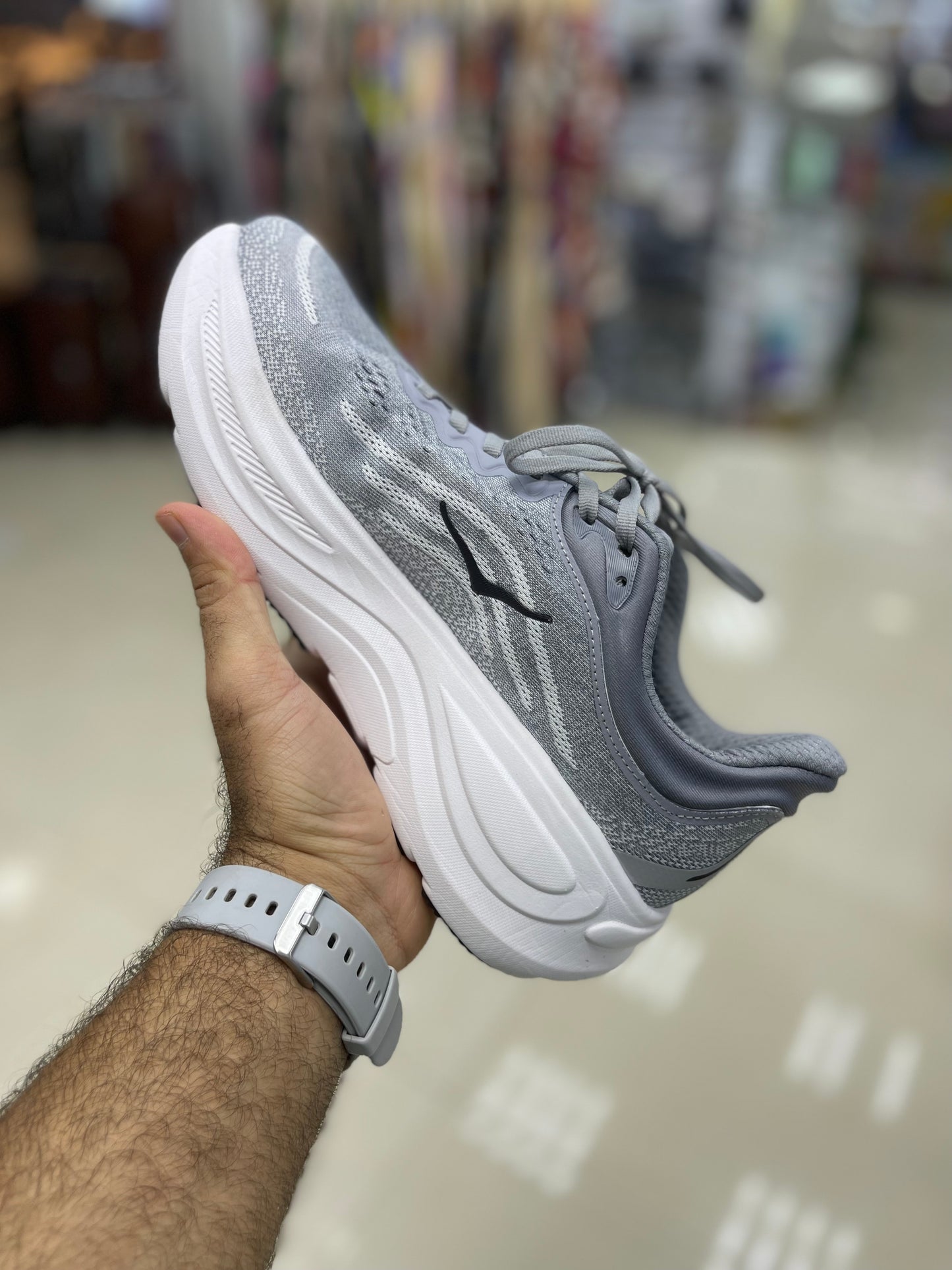 Hoka Stinson Art 6