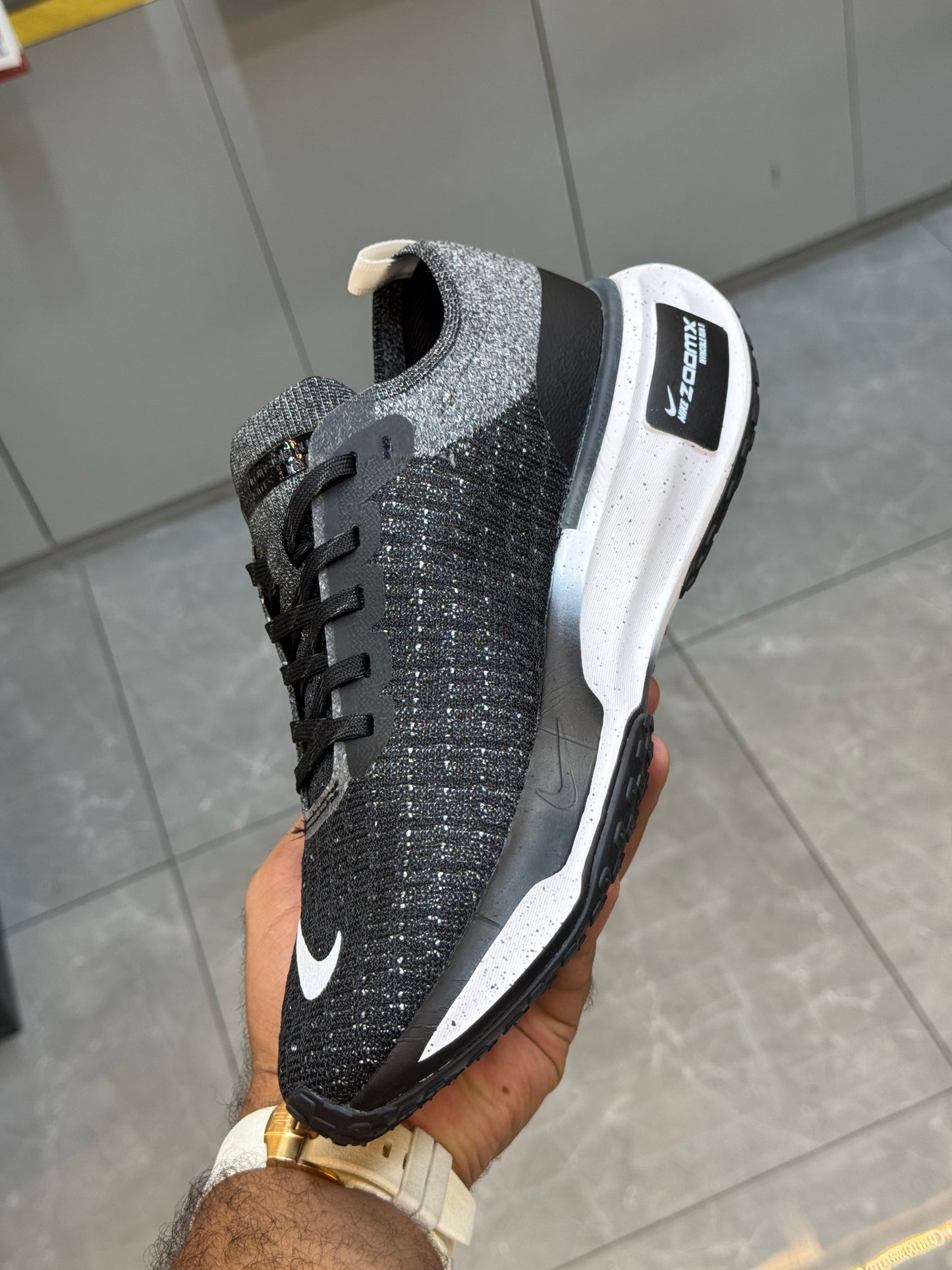 Nike ZoomX Invincible Run 3 "Dark Gray