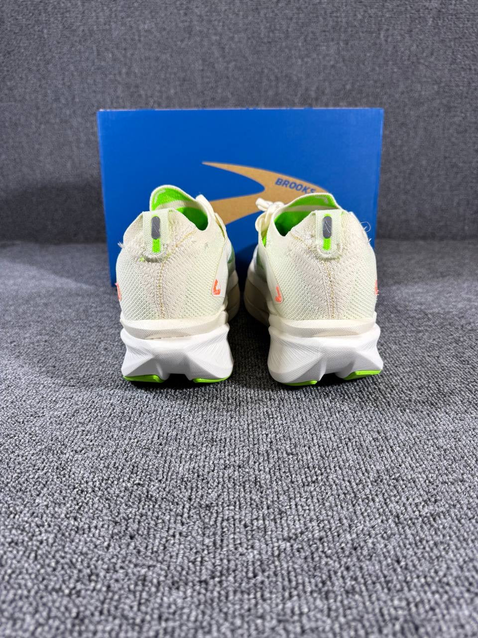 BROOKS Hyperion Max 3 sneakers