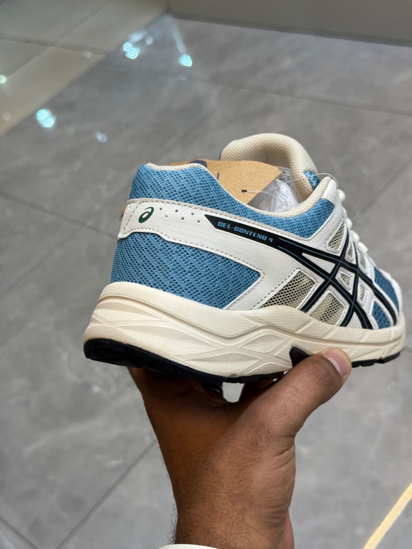 Asics Gel Contend 4