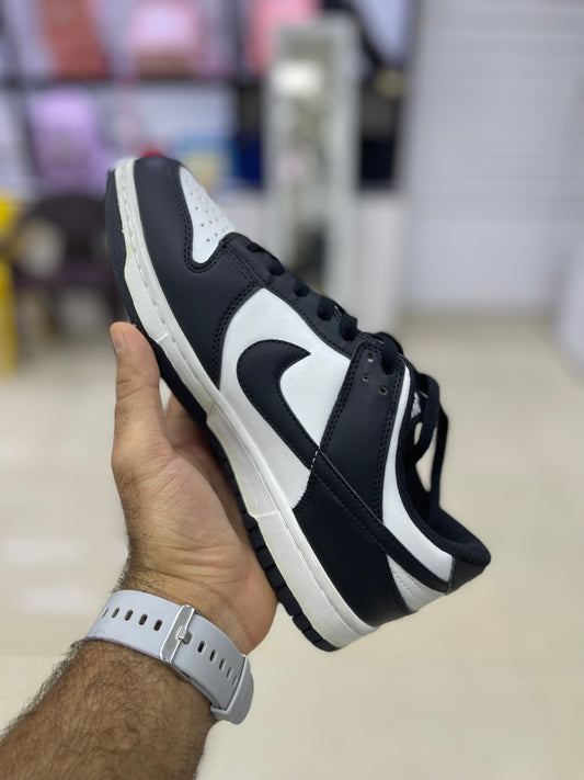 NIKE SB DUNK LOW PRO