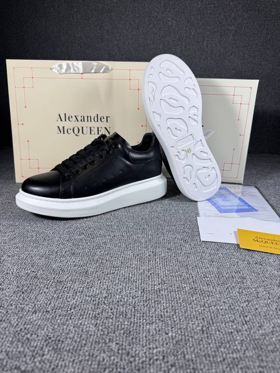 ALEXANDER MCQUEEN