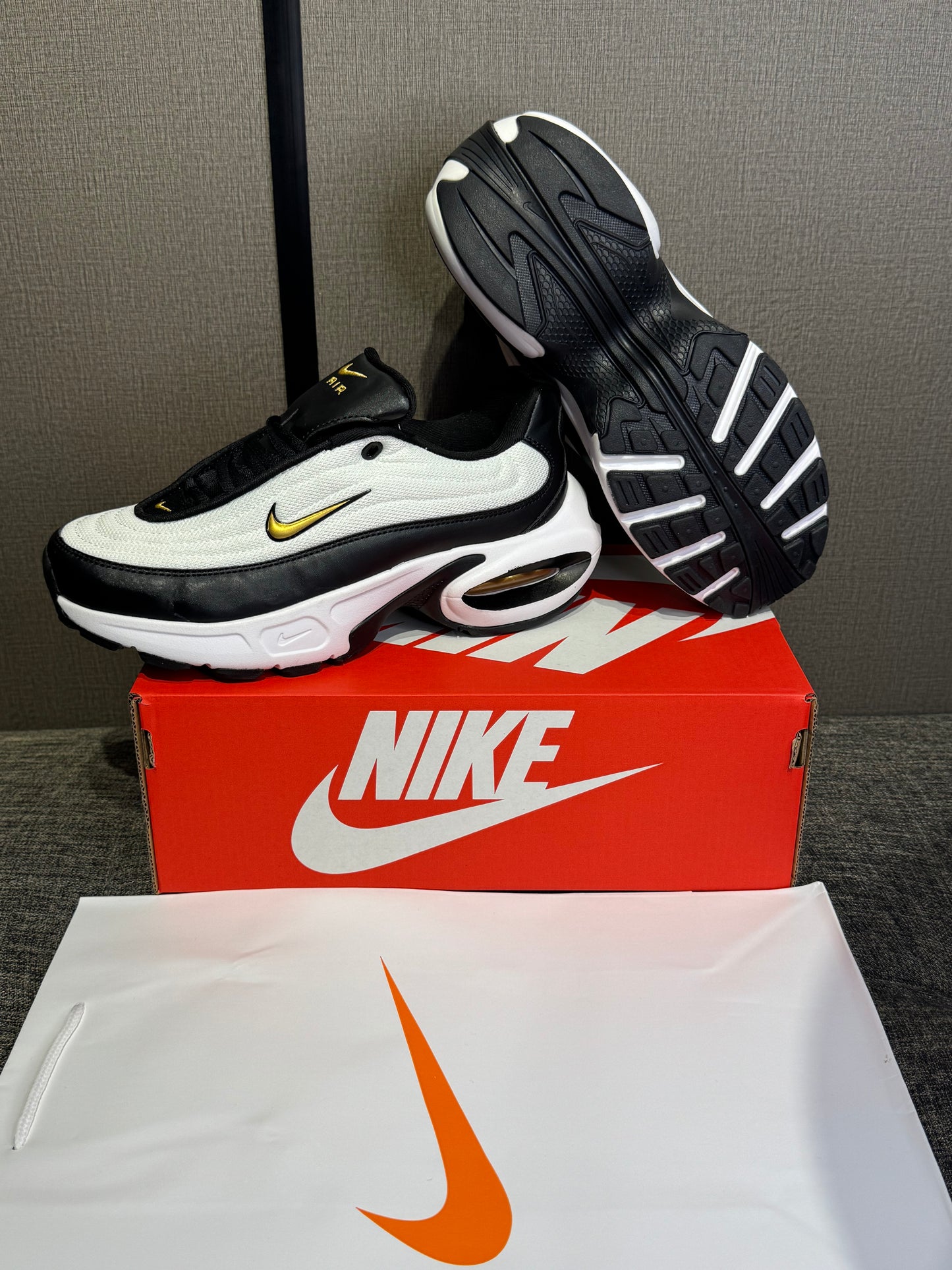 Nike Air Max Portal “White Black”