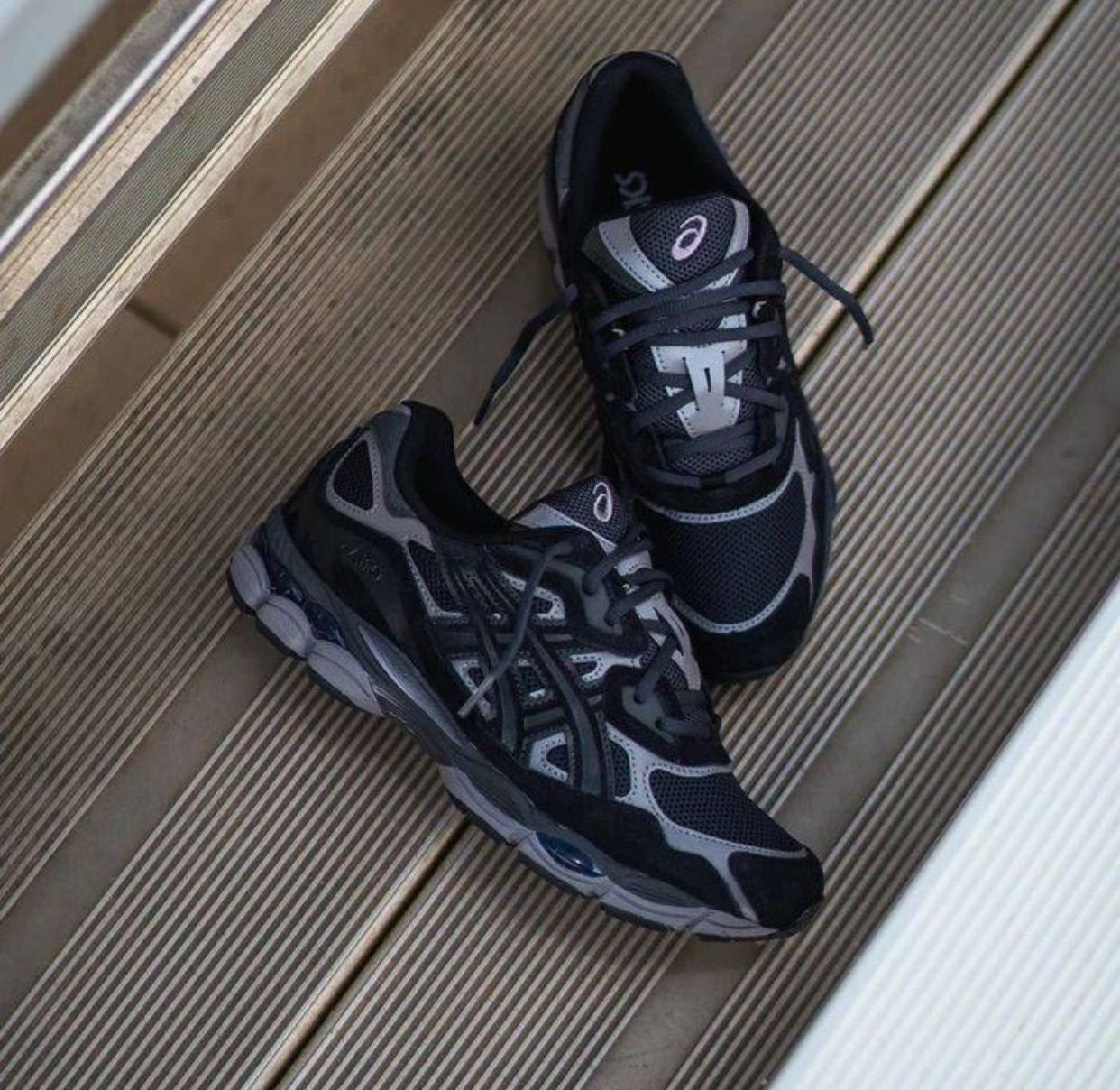 ASICS GEL NYC "Graphite Grey Black"