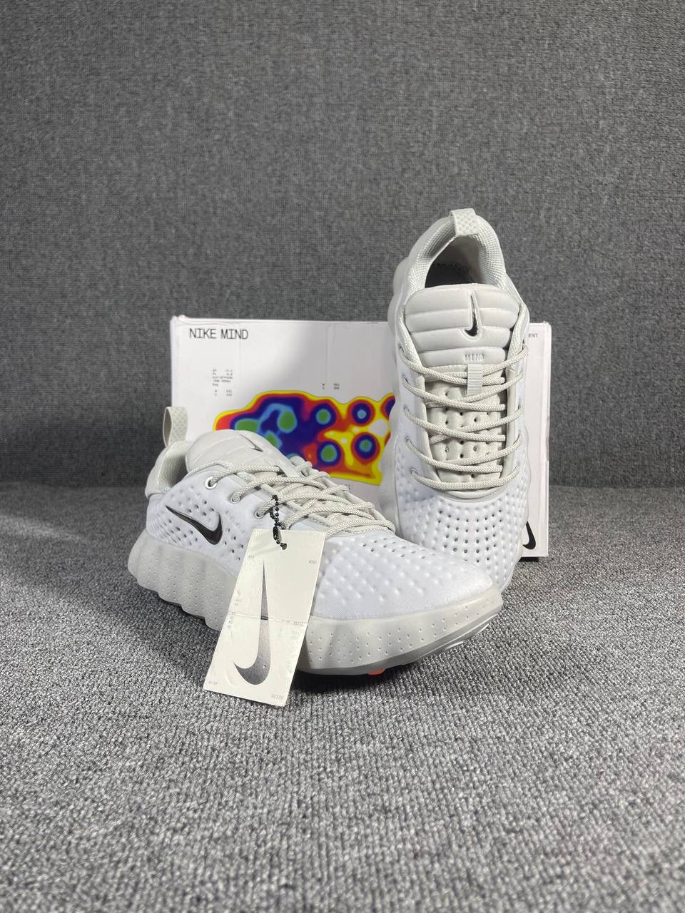 Nike Mind 002 Sneakers