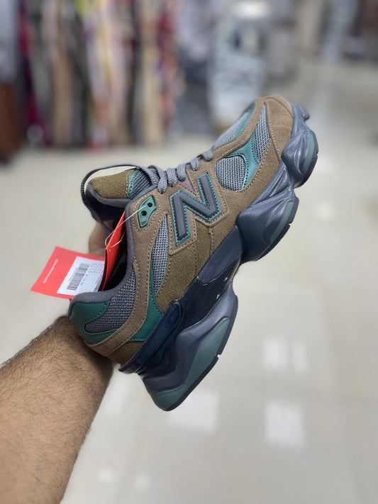 NEW BALANCE 9060