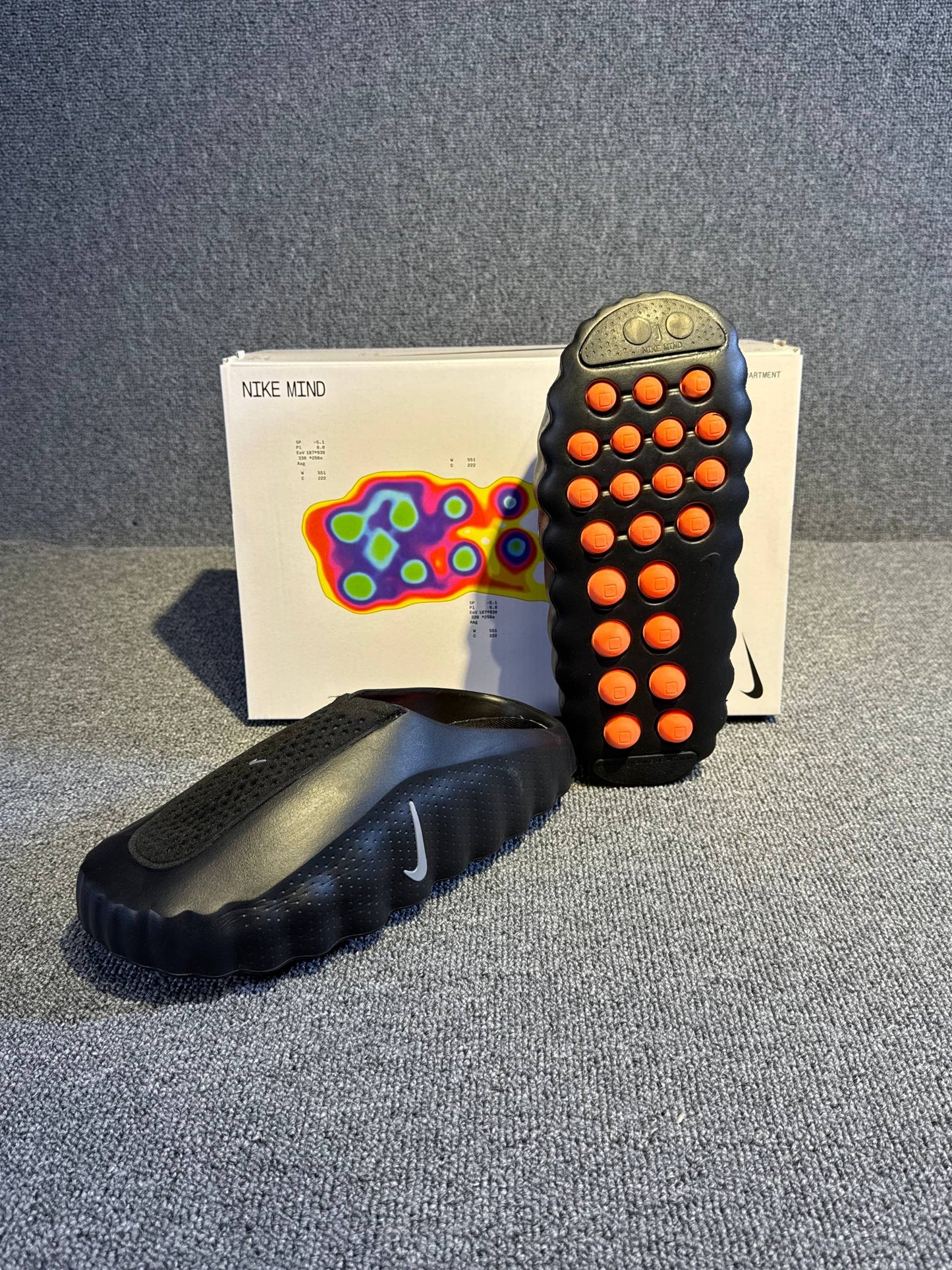 Nike Mind 001