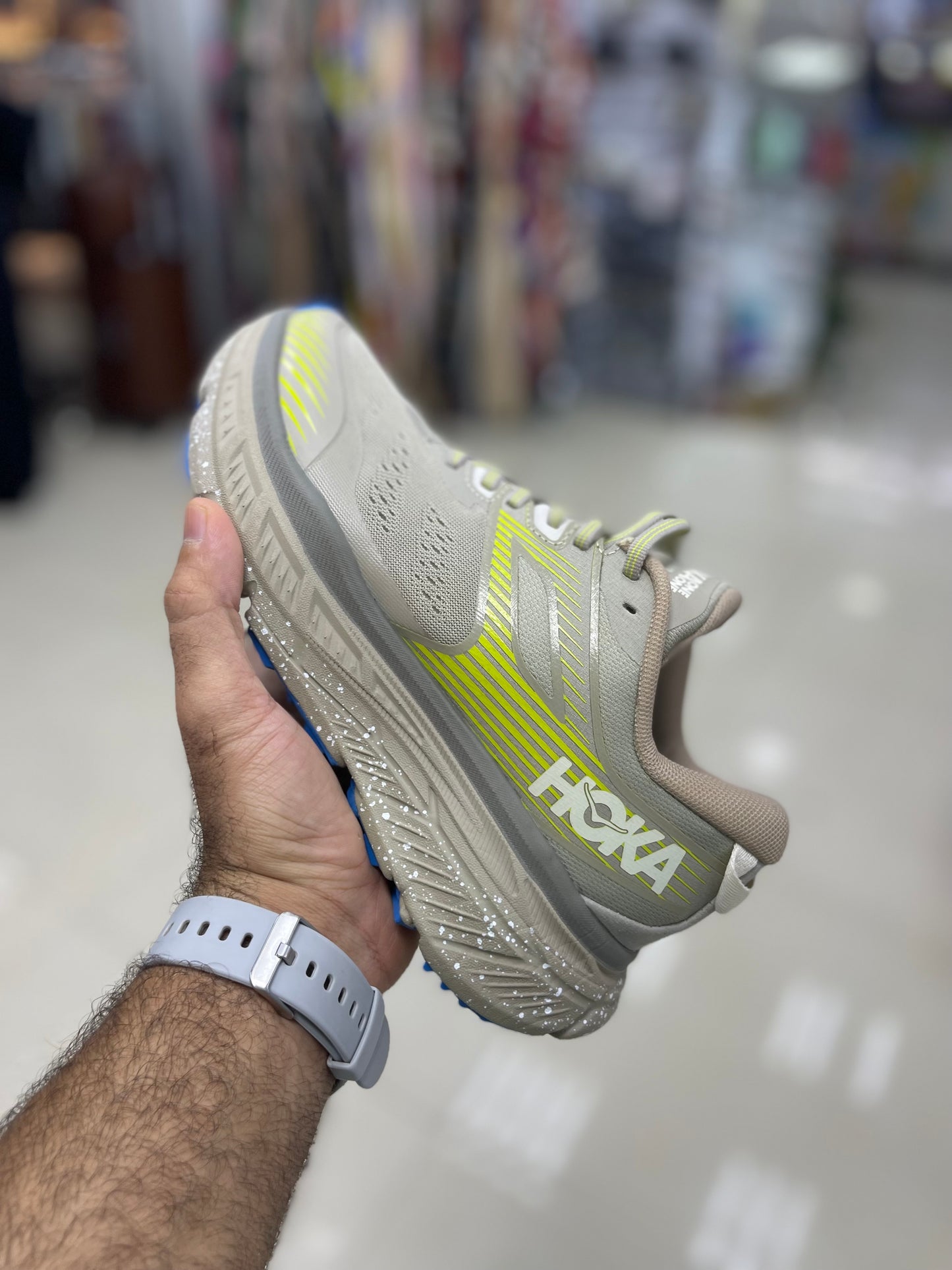 Hoka Stinson Art 6