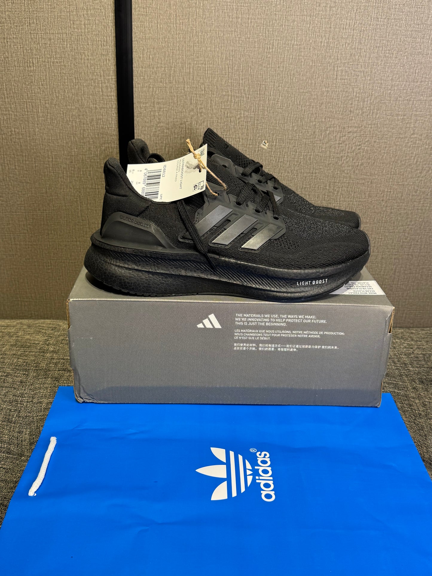 ADIDAS UltraBoost 5 Black