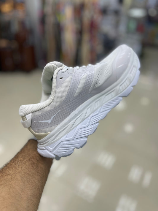 Hoka Stinson Art 6