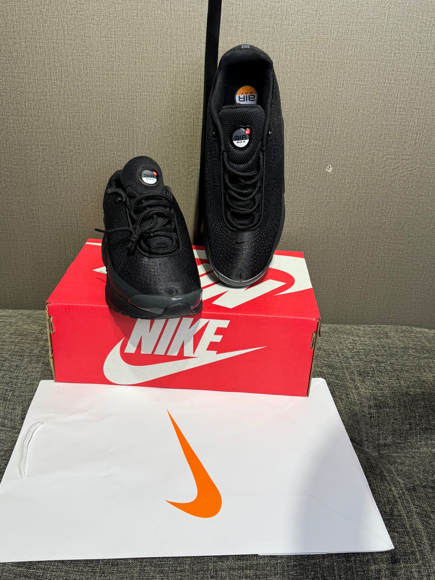 Nike Air Max Dn “ Black “