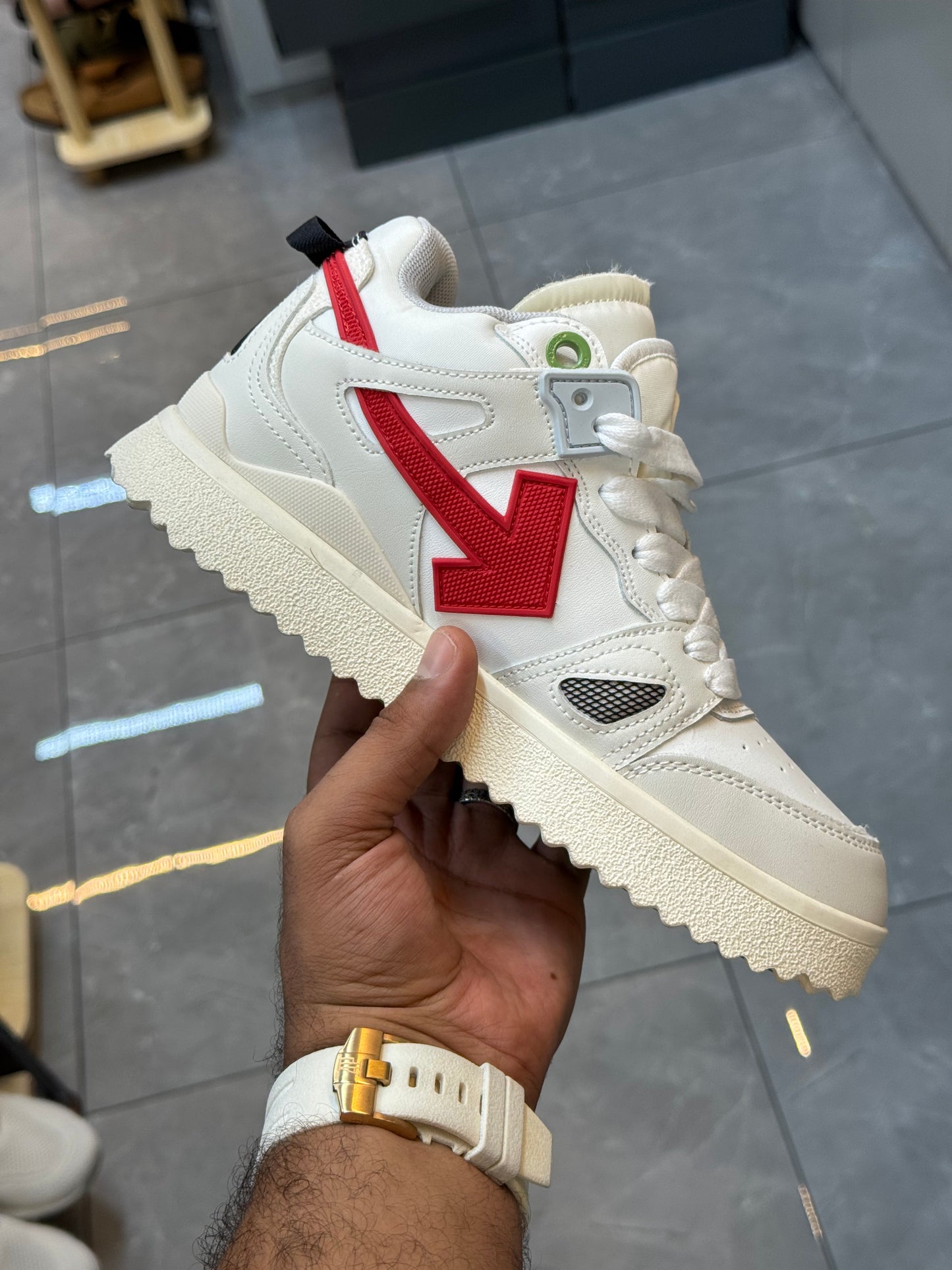 OFF WHITE Midtop Sponge