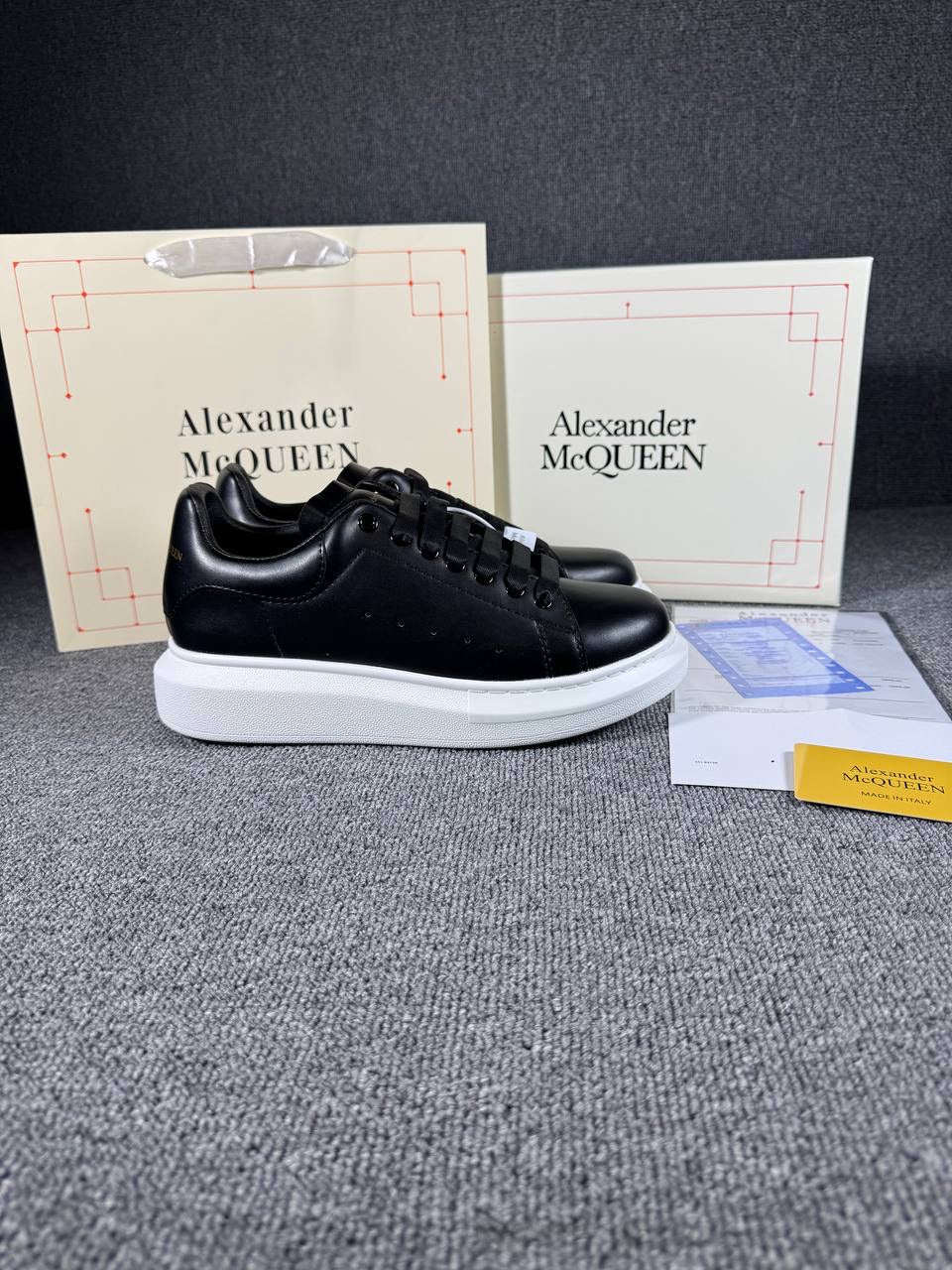 ALEXANDER MCQUEEN