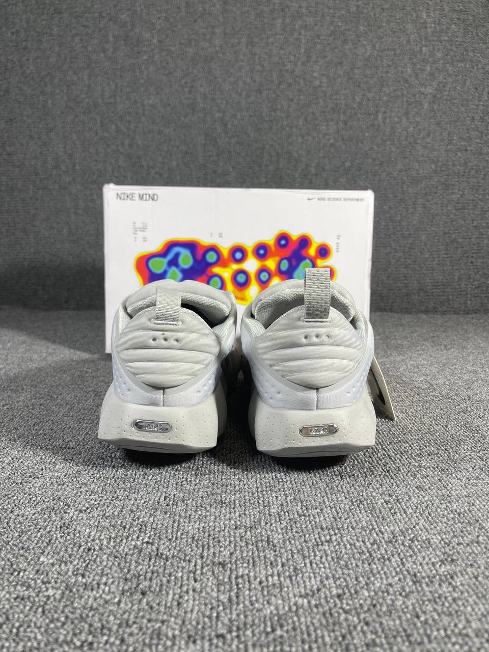 Nike Mind 002 Sneakers