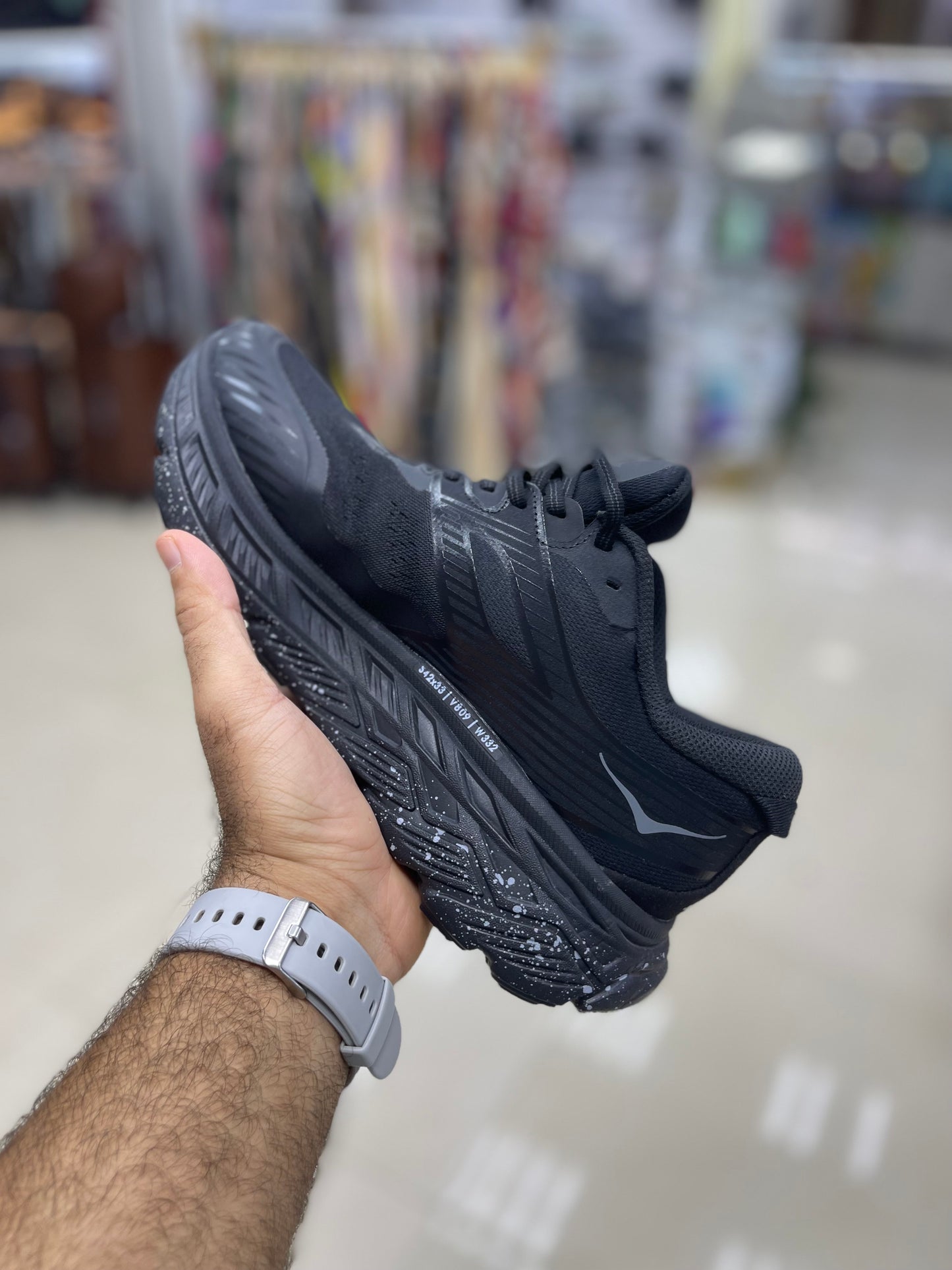 Hoka Stinson Art 6