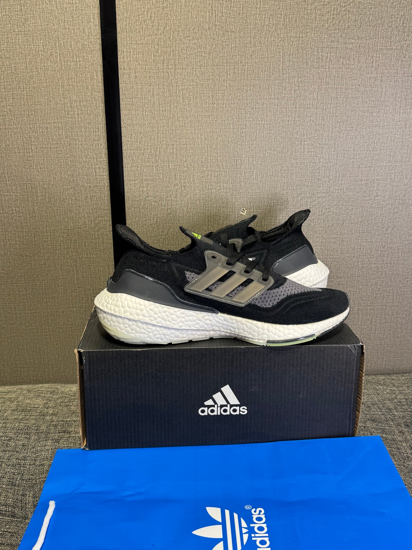 ADIDAS UltraBoost 21 “Black White Red”