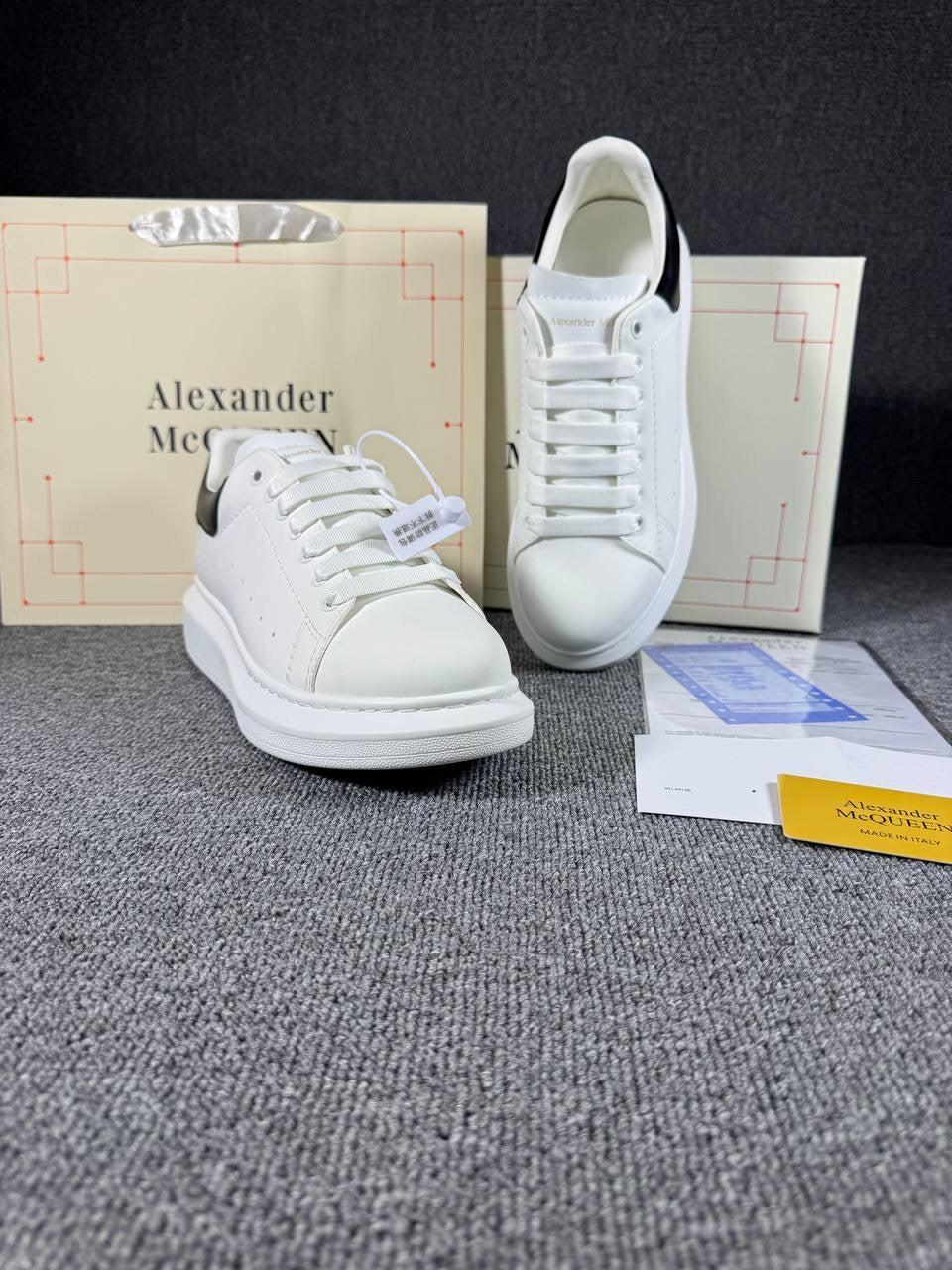 ALEXANDER MCQUEEN