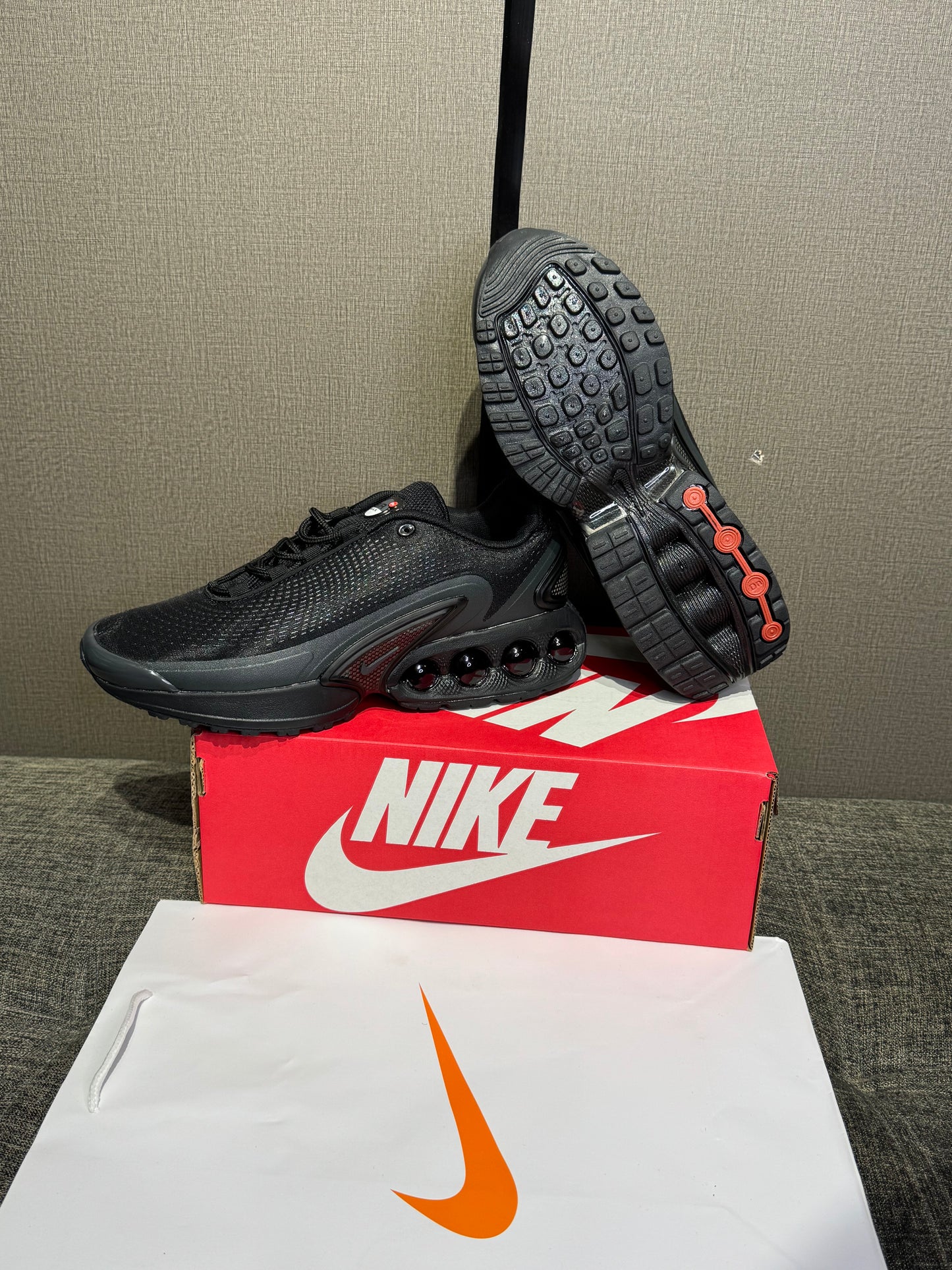 Nike Air Max Dn “ Black “