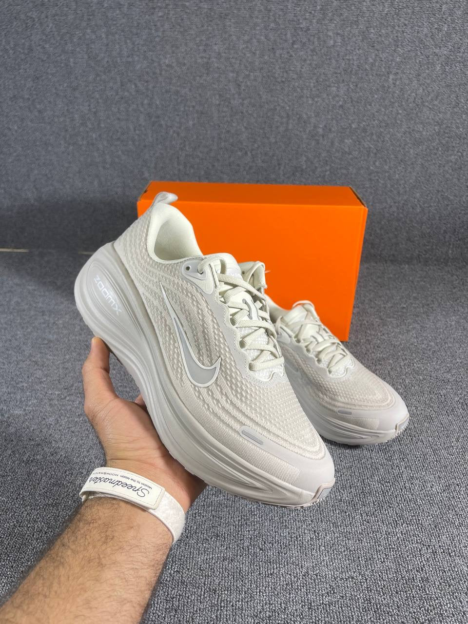 Nike Vomero Plus