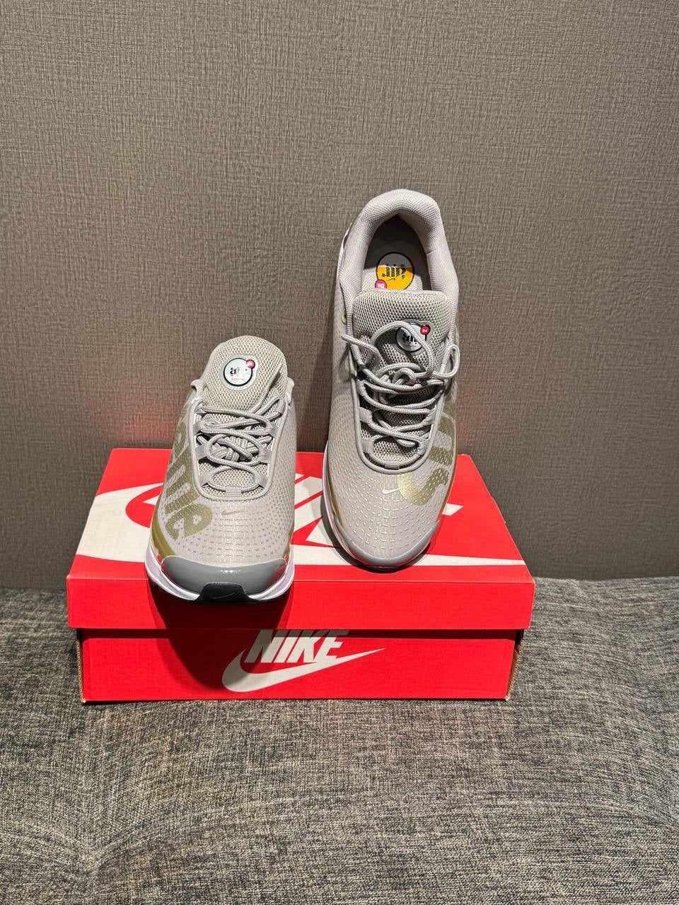 Nike Air Max Dn Supreme Gold