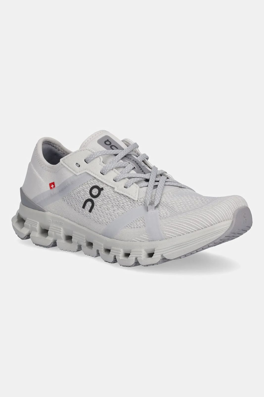 ON Cloud X 4 AD ‘Wolf