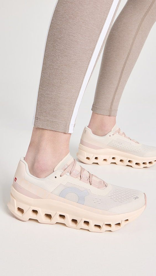 On Cloud Pink White